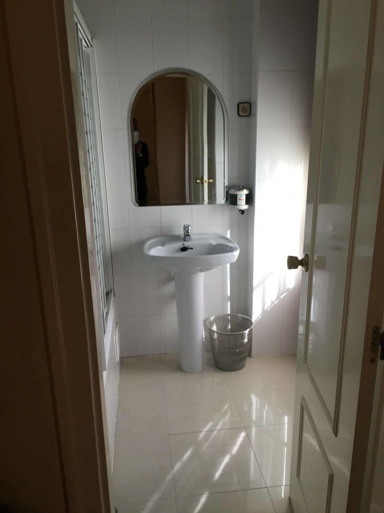 Hostal Cervantes Valdemoro Εξωτερικό φωτογραφία